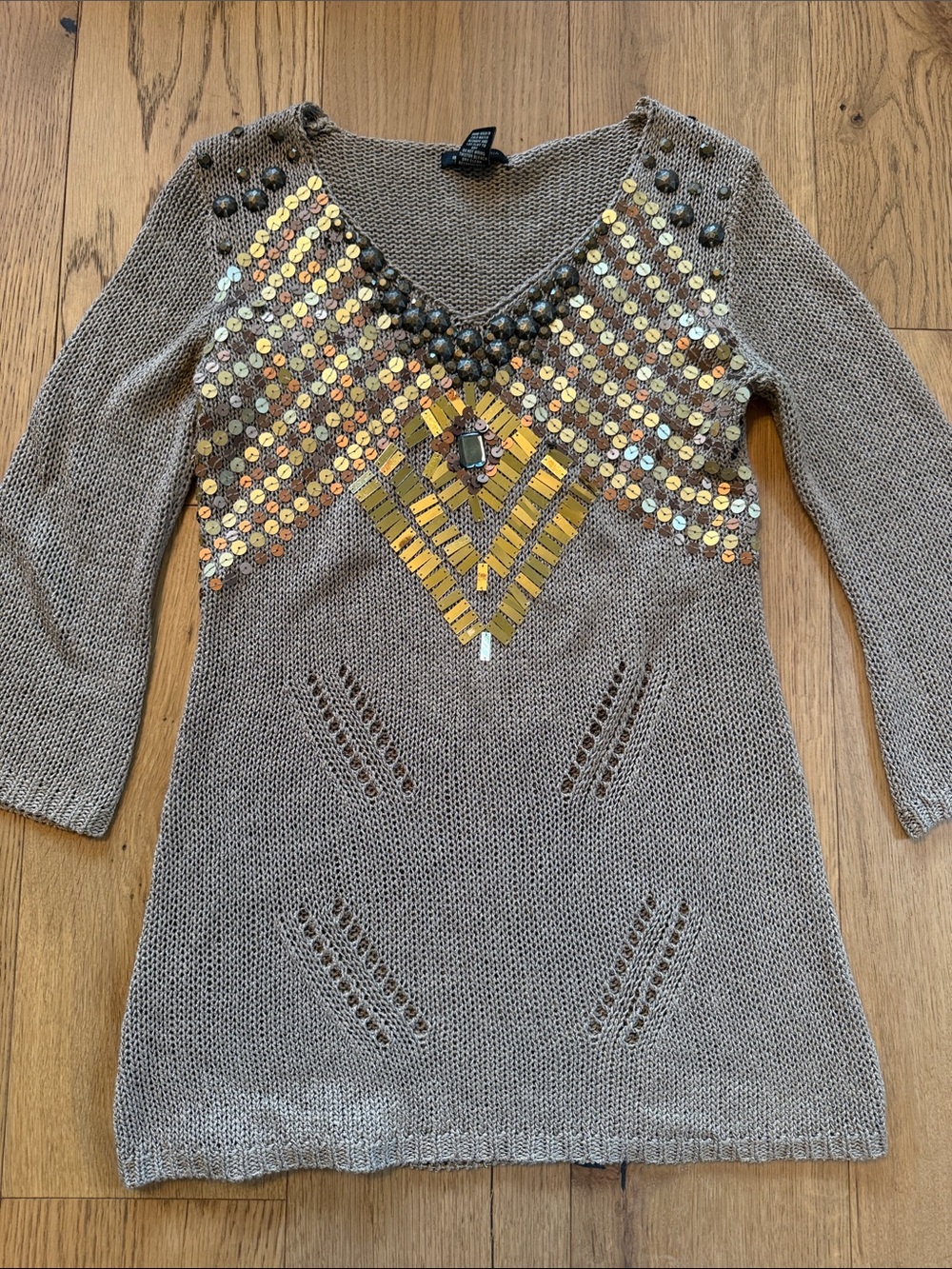 BCBGMaxAzria Taupe V-Neck Sweater with Gold Sequin Detail sku#410